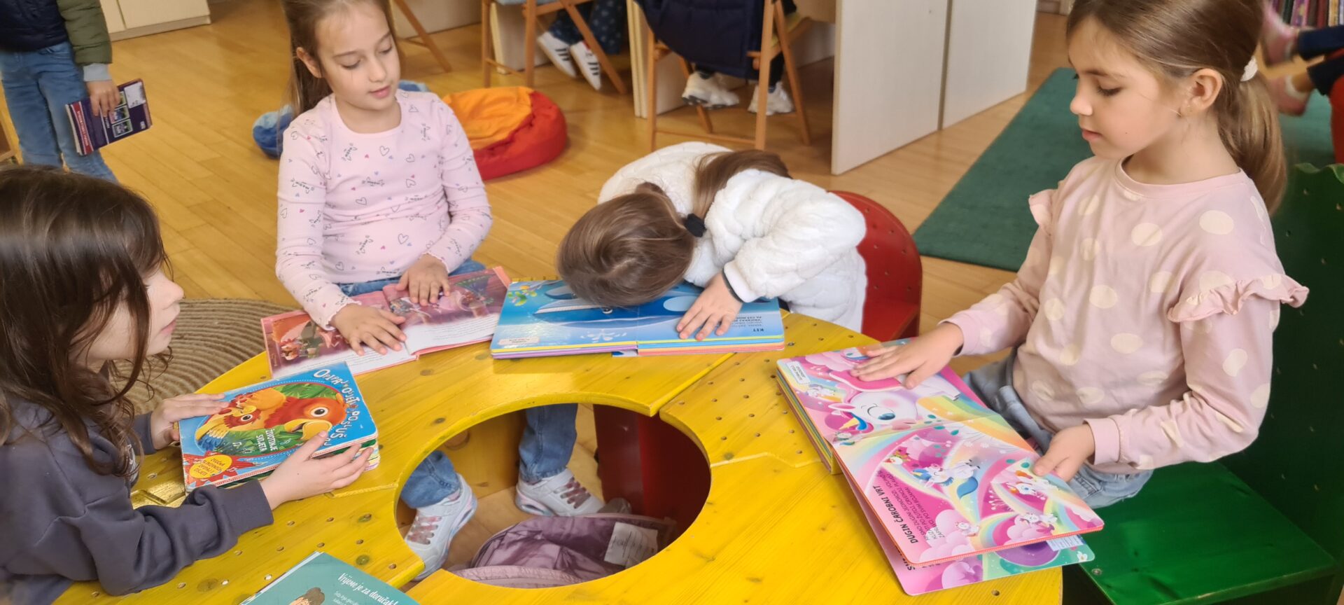 Mjesec knjige 2025 - 6